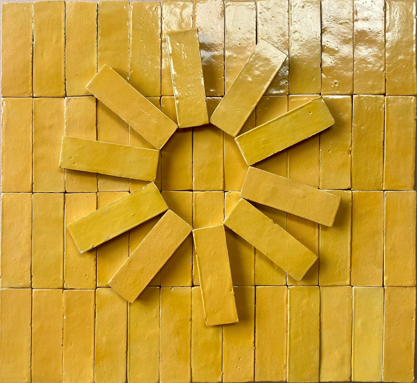 Zellige Bejmat ES-BJ-19 Tournesol